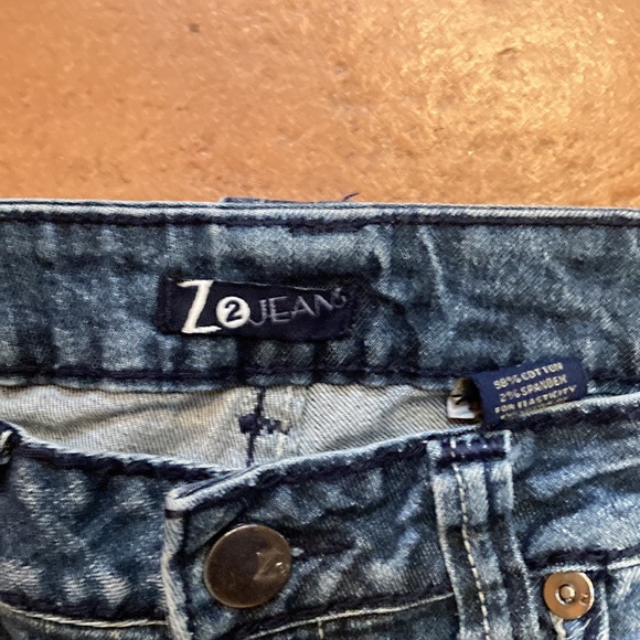 Z2 Brand Jeans 28” x 30 Embellished skulls 1ofAkind - Picture 5 of 6